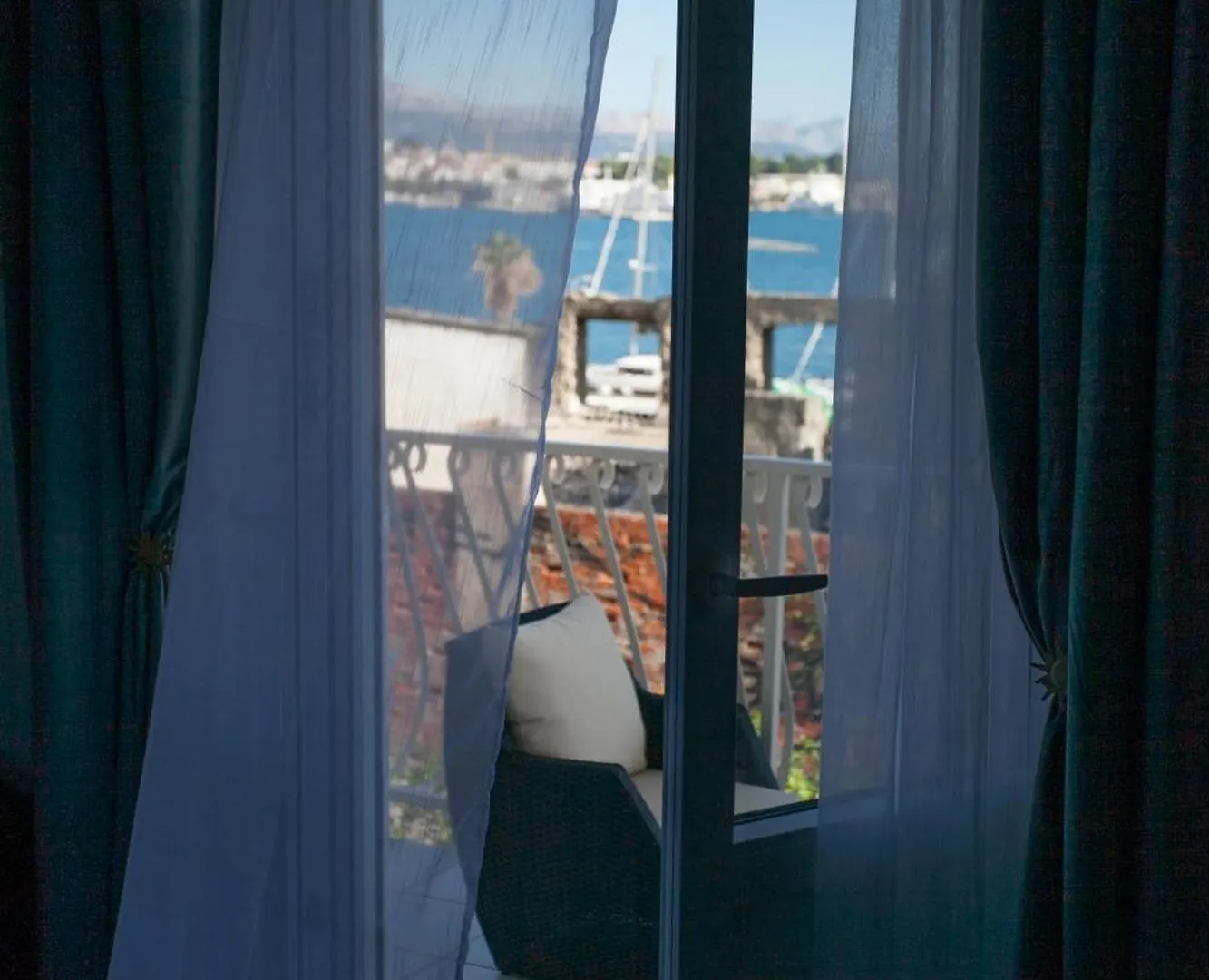 Alida Luxe Apartment Split