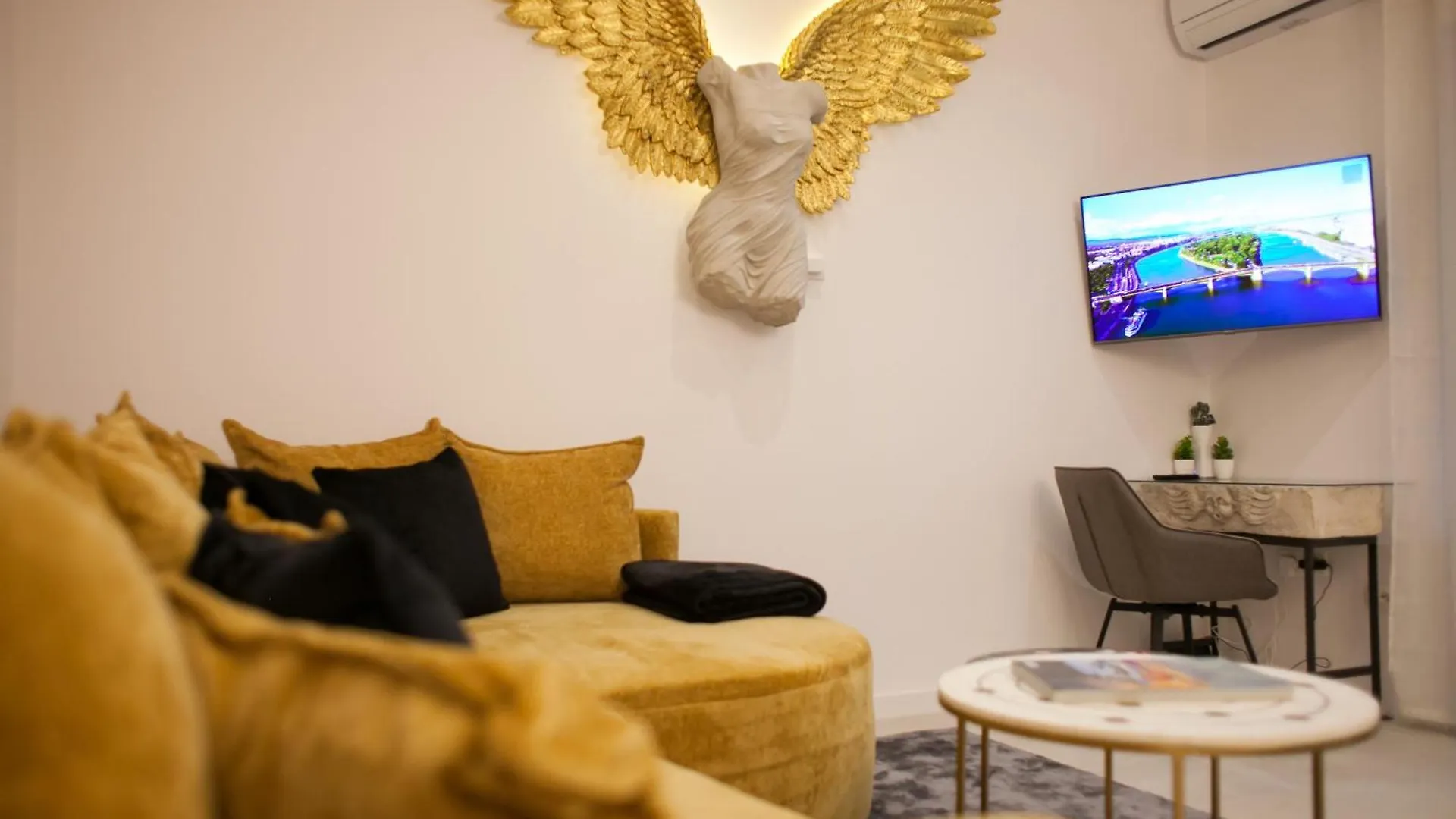 Alida Luxe Apartment Split