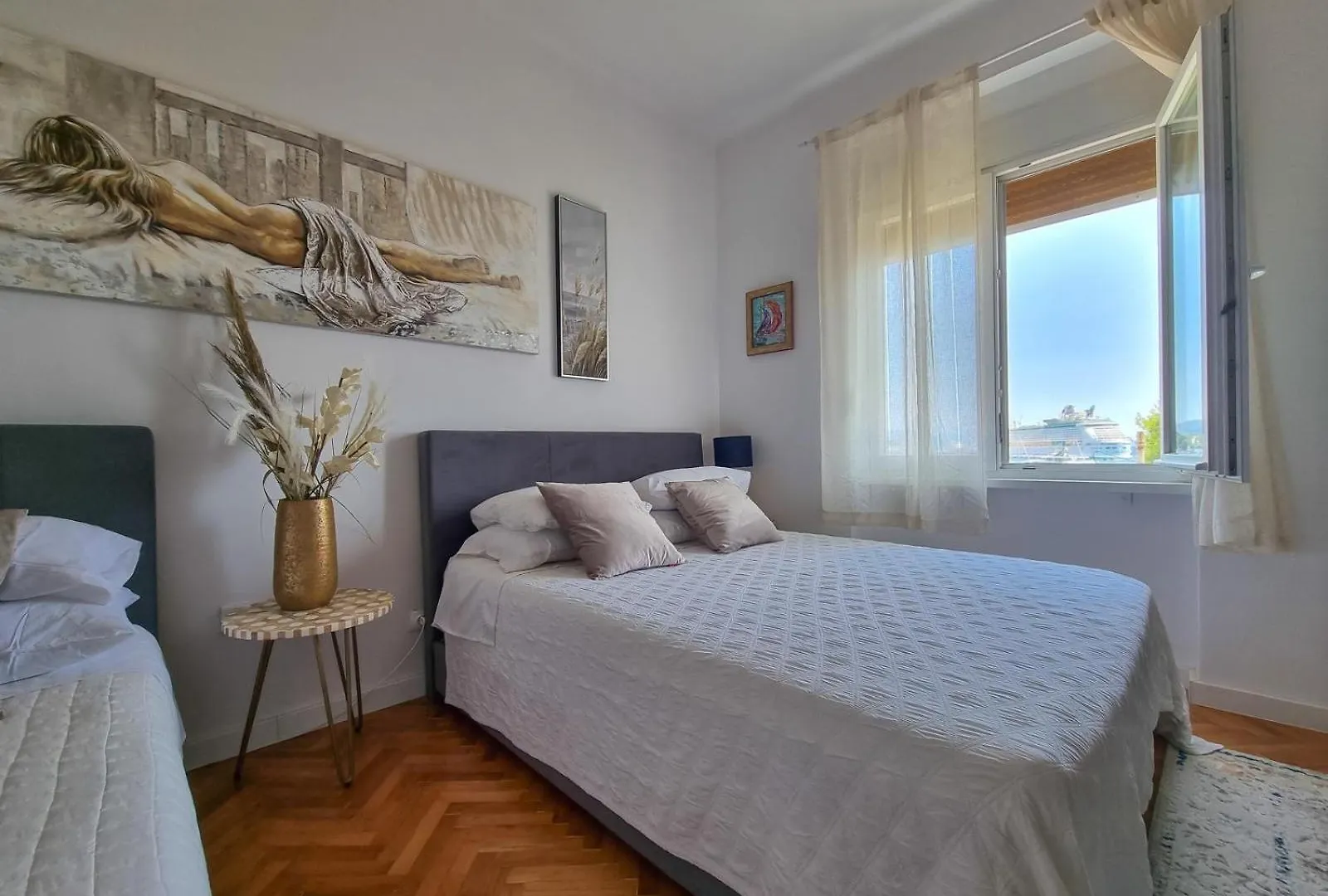 Alida Luxe Apartment Split